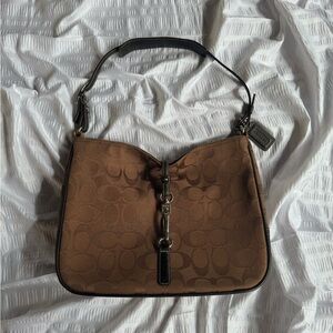 SOLD‼️Y2K COACH SIGNATURE HAMPTON CLIP BAG